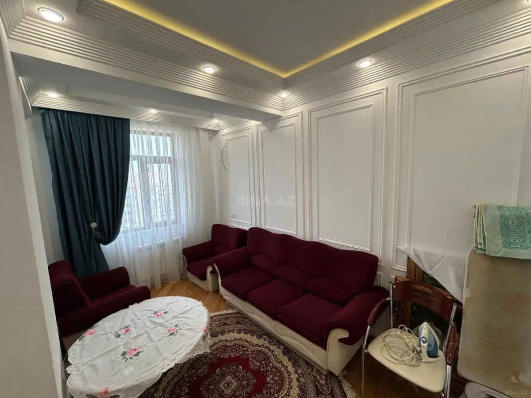 Satılır 4 otaqlı mənzil 155 m²