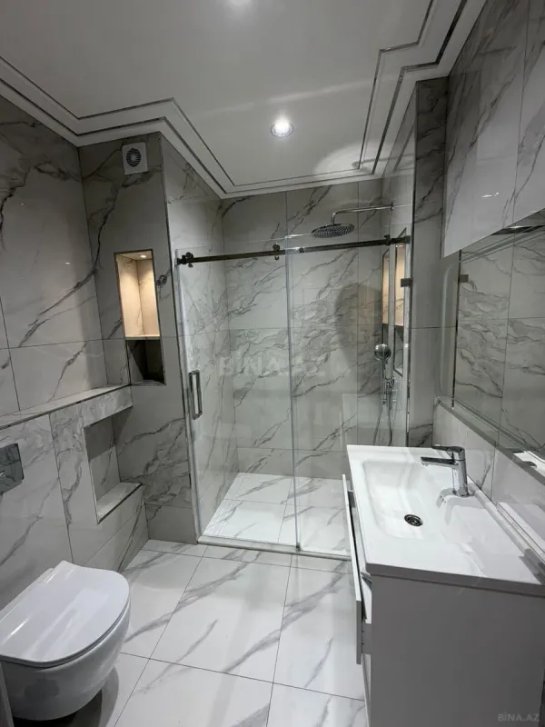 Kirayə verilir 3 otaqlı mənzil 180 m²