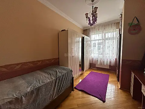 Satılır 3 otaqlı mənzil 120 m²