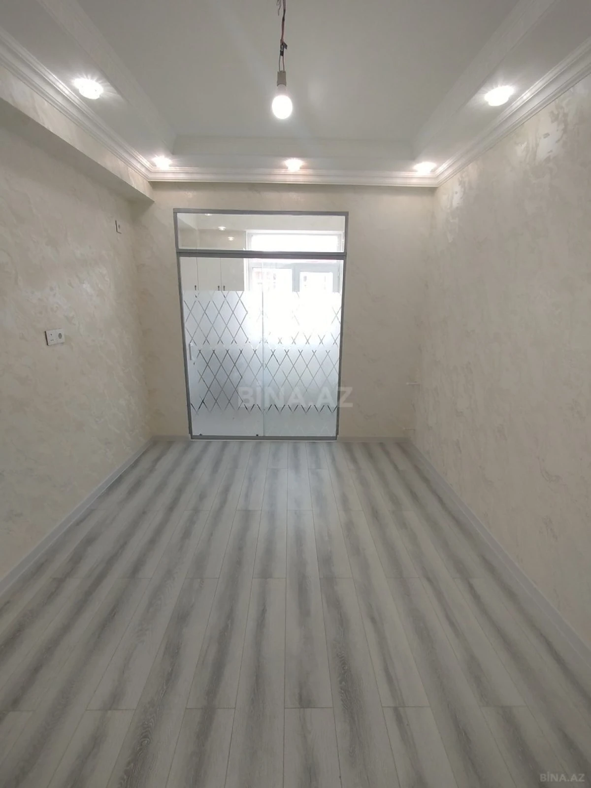 Satılır 2 otaqlı mənzil 44 m²