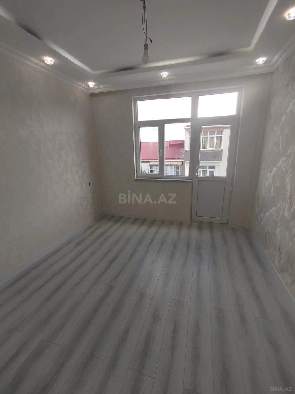 Satılır 2 otaqlı mənzil 44 m²
