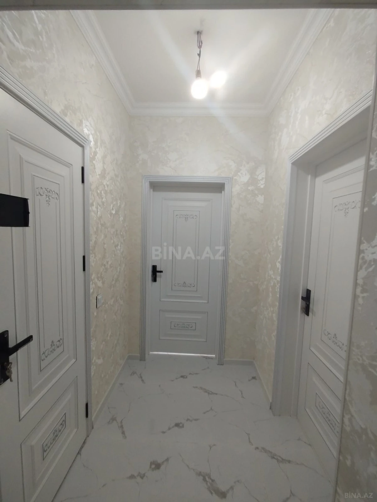 Satılır 2 otaqlı mənzil 44 m²