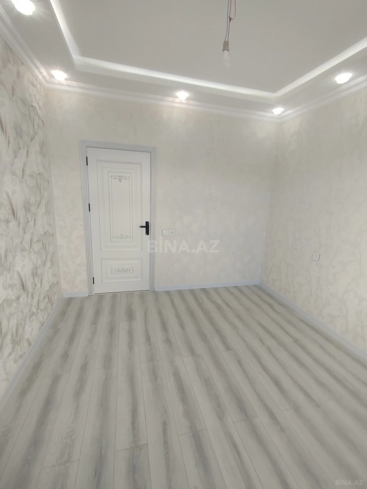 Satılır 2 otaqlı mənzil 44 m²