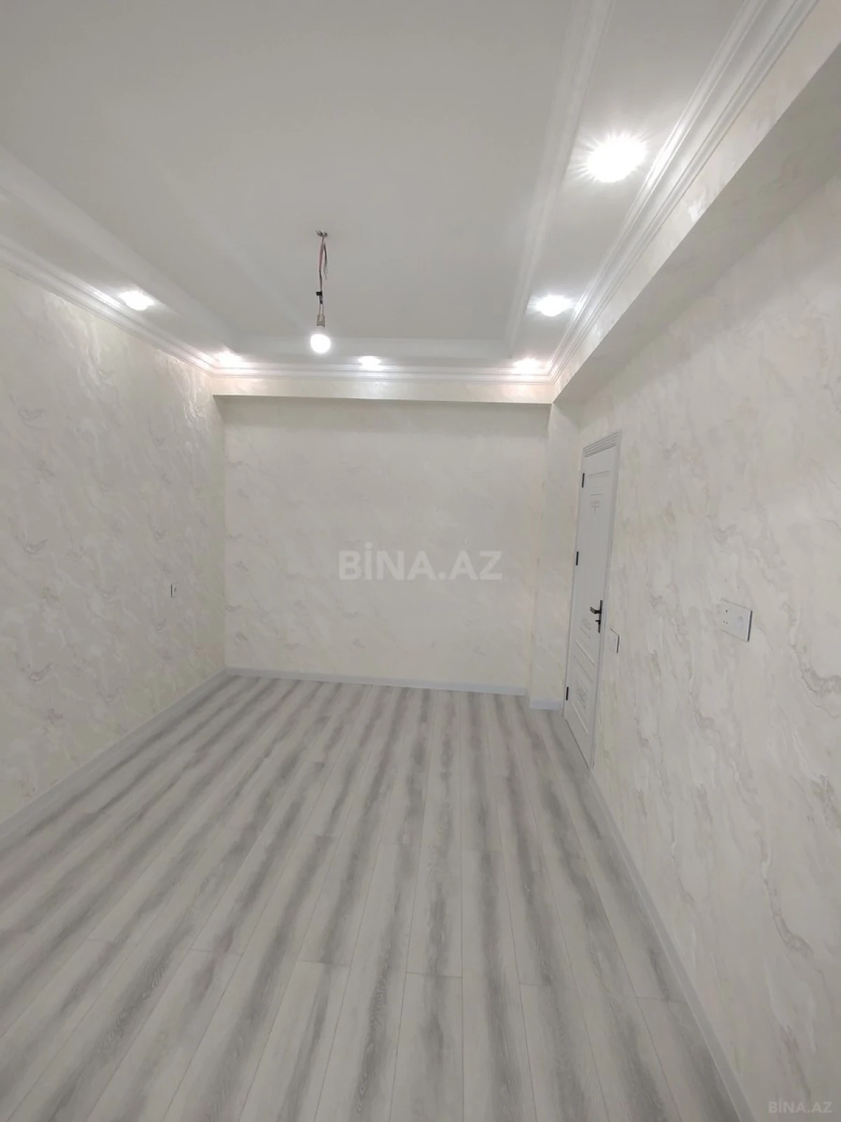 Satılır 2 otaqlı mənzil 44 m²