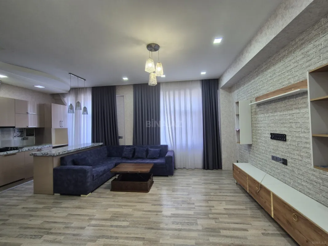 Kirayə verilir 2 otaqlı mənzil 70 m²