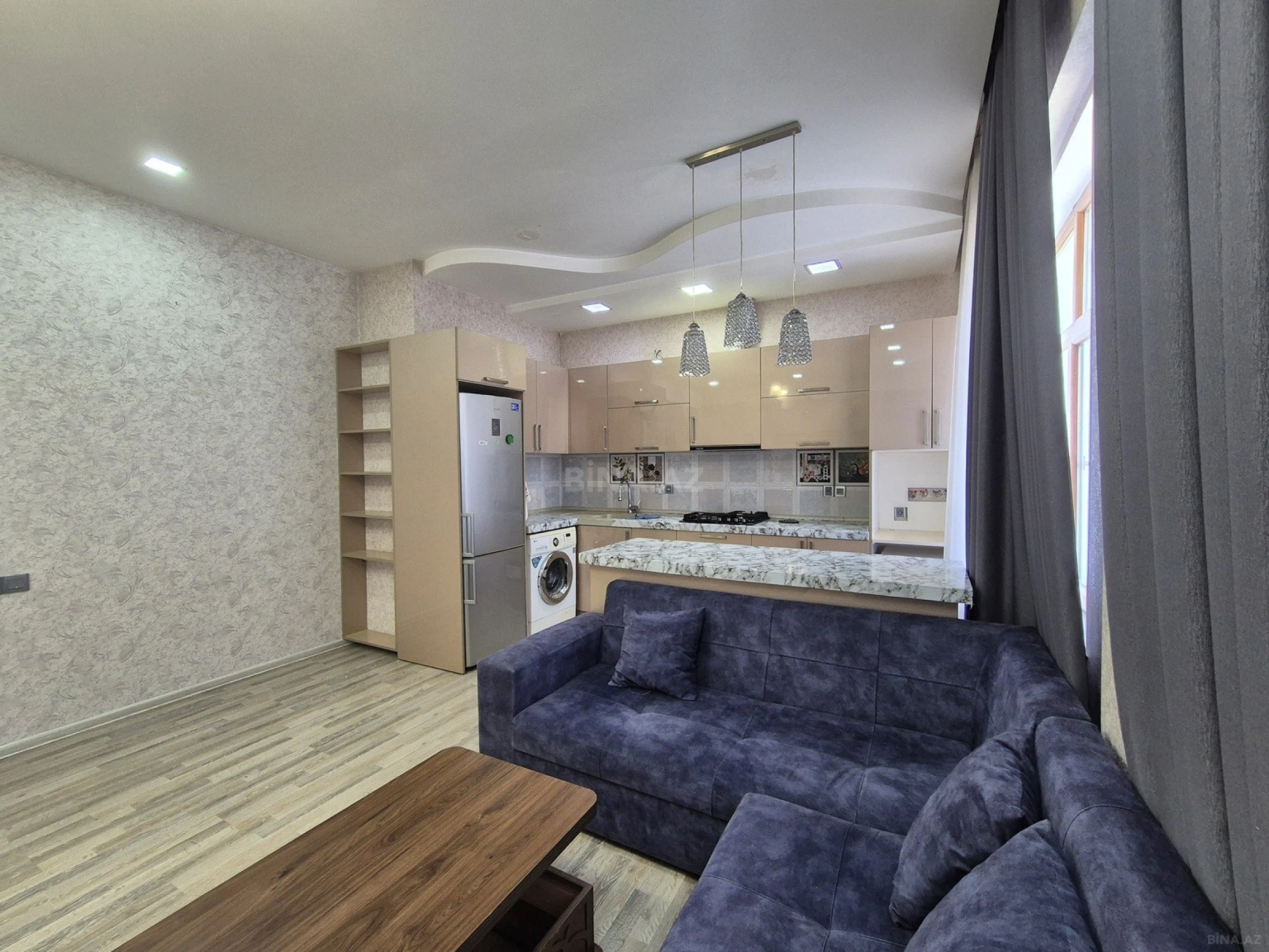 Kirayə verilir 2 otaqlı mənzil 70 m²