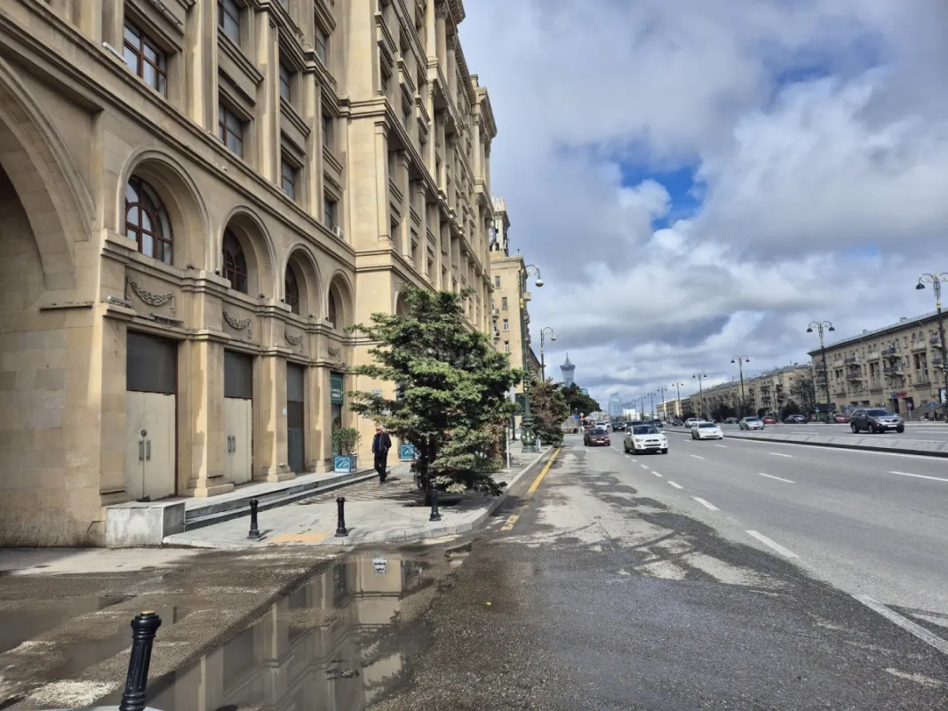 Kirayə verilir 2 otaqlı mənzil 70 m²