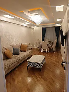 Satılır 3 otaqlı mənzil 110 m²