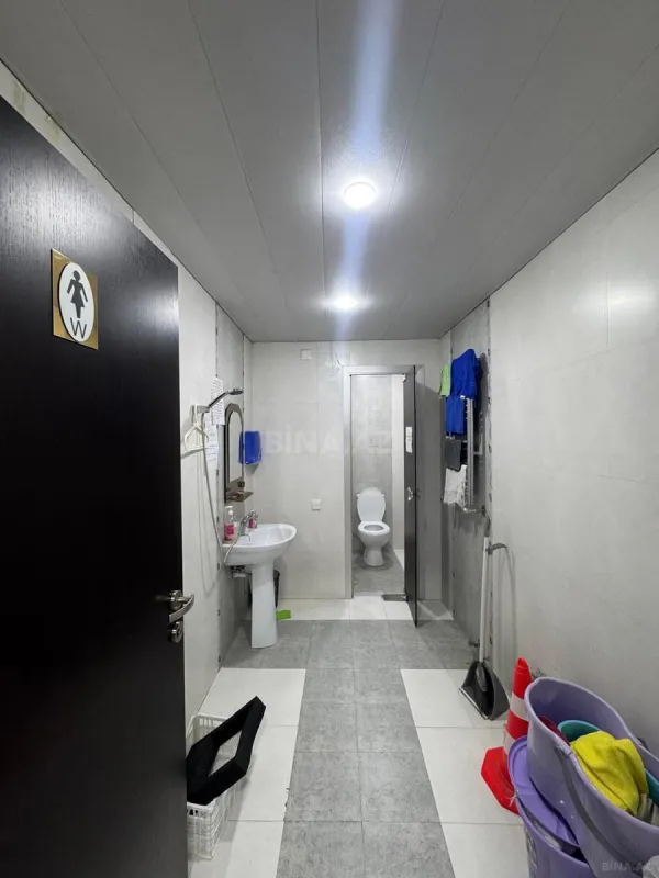 Kirayə verilir 8 otaqlı ofis 370 m²