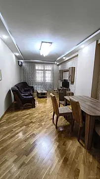 Kirayə verilir 3 otaqlı mənzil 105 m²