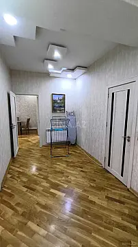 Kirayə verilir 3 otaqlı mənzil 105 m²