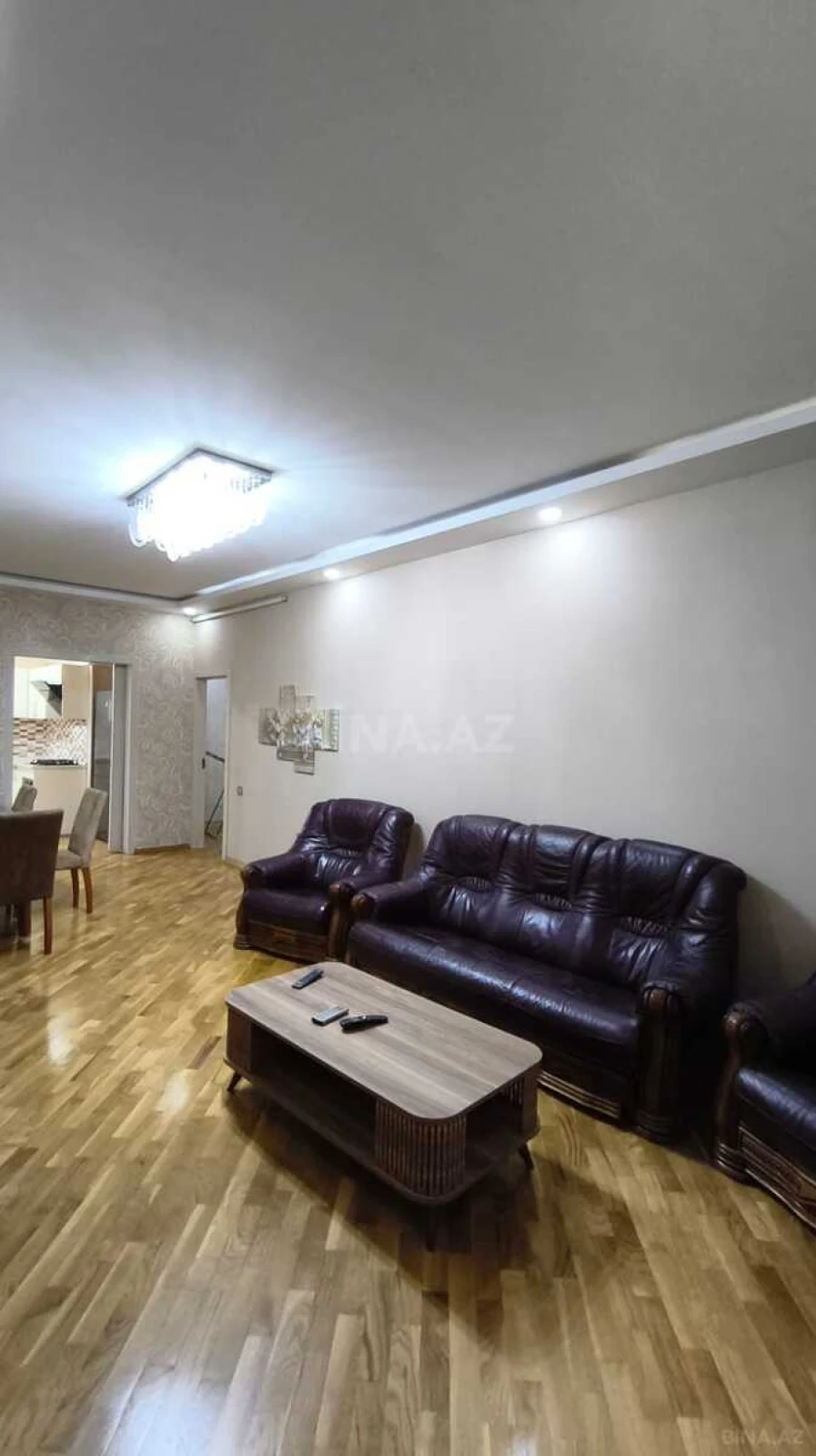 Kirayə verilir 3 otaqlı mənzil 105 m²