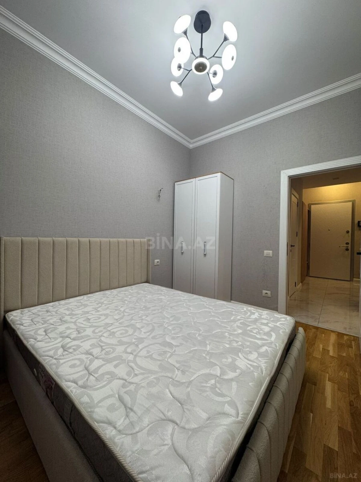 Satılır 2 otaqlı mənzil 56 m²