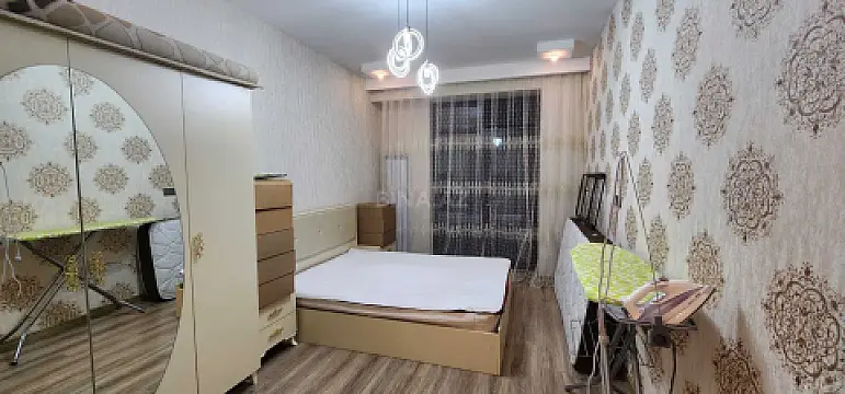 Kirayə verilir 3 otaqlı mənzil 148 m²