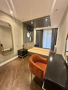 Satılır 4 otaqlı mənzil 171 m²
