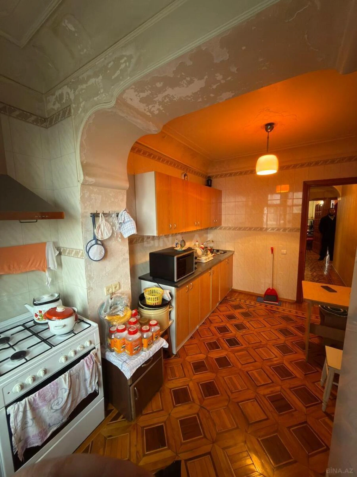 Satılır 4 otaqlı mənzil 100 m²