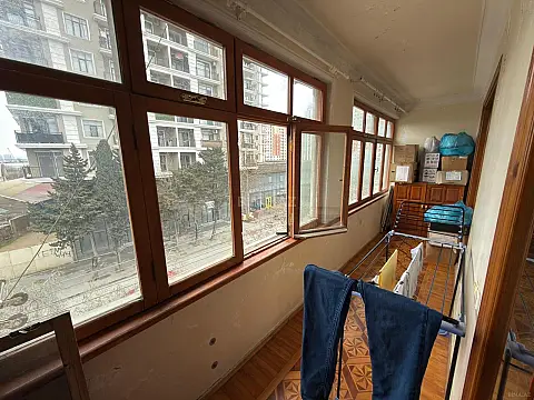 Satılır 4 otaqlı mənzil 100 m²
