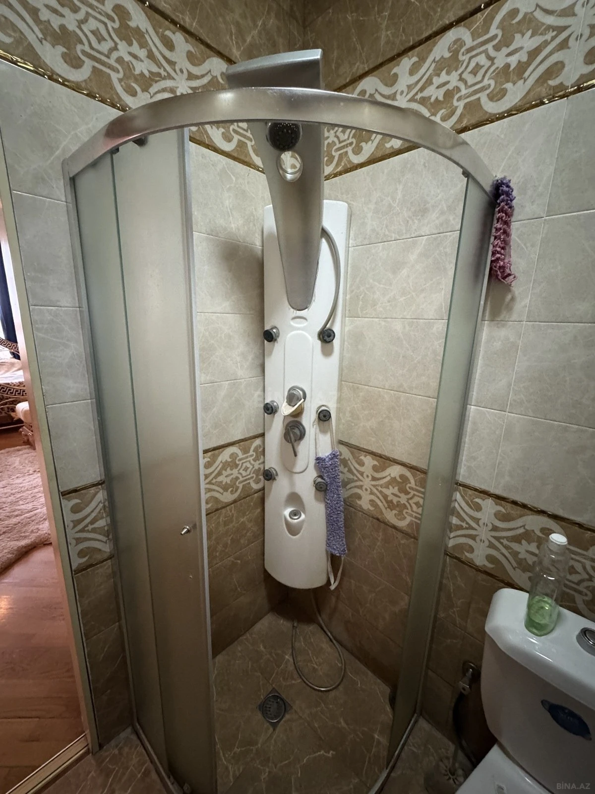 Satılır 4 otaqlı mənzil 166 m²