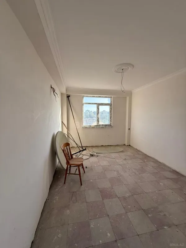 Satılır 7 otaqlı həyət evi 450 m²