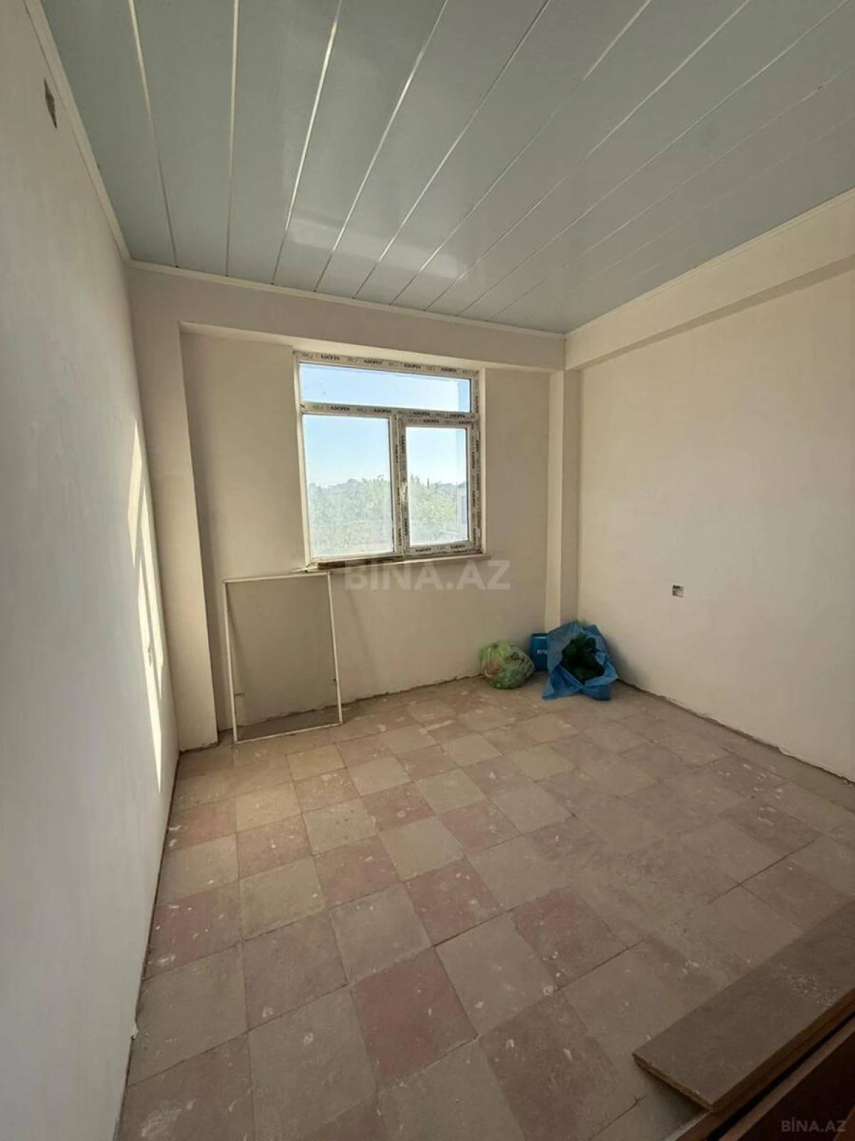 Satılır 7 otaqlı həyət evi 450 m²