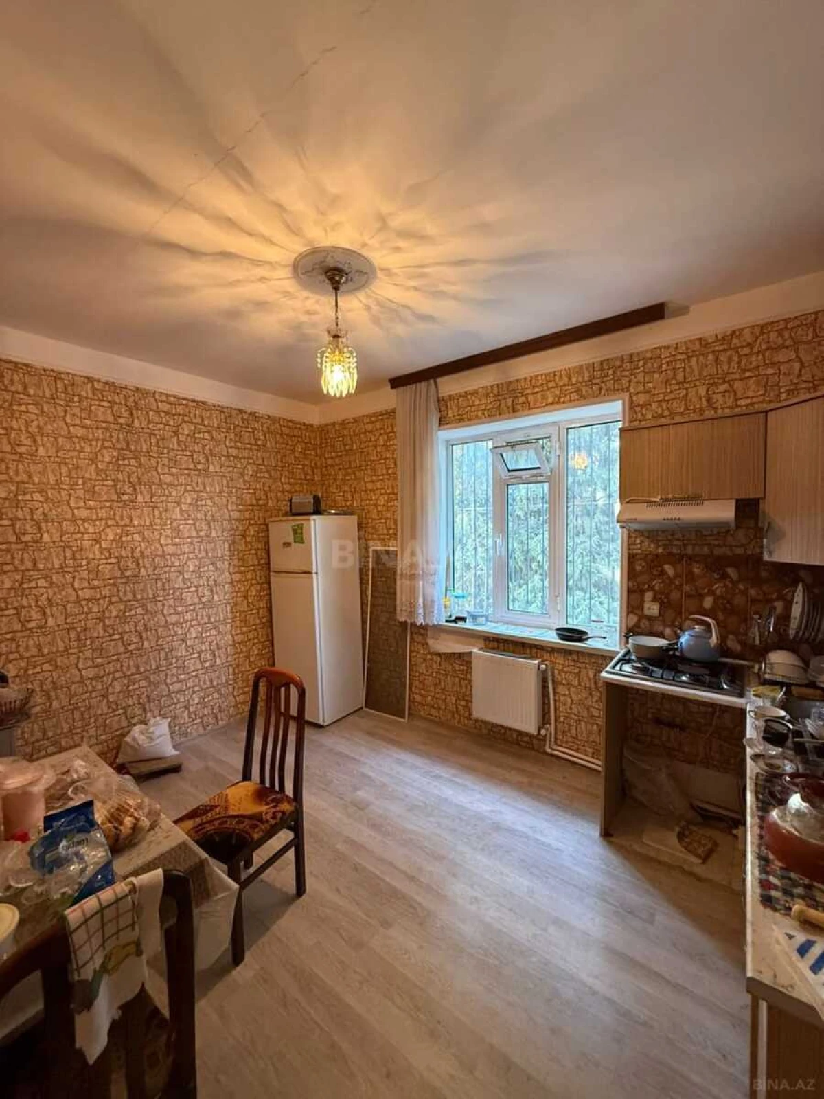 Satılır 7 otaqlı həyət evi 450 m²