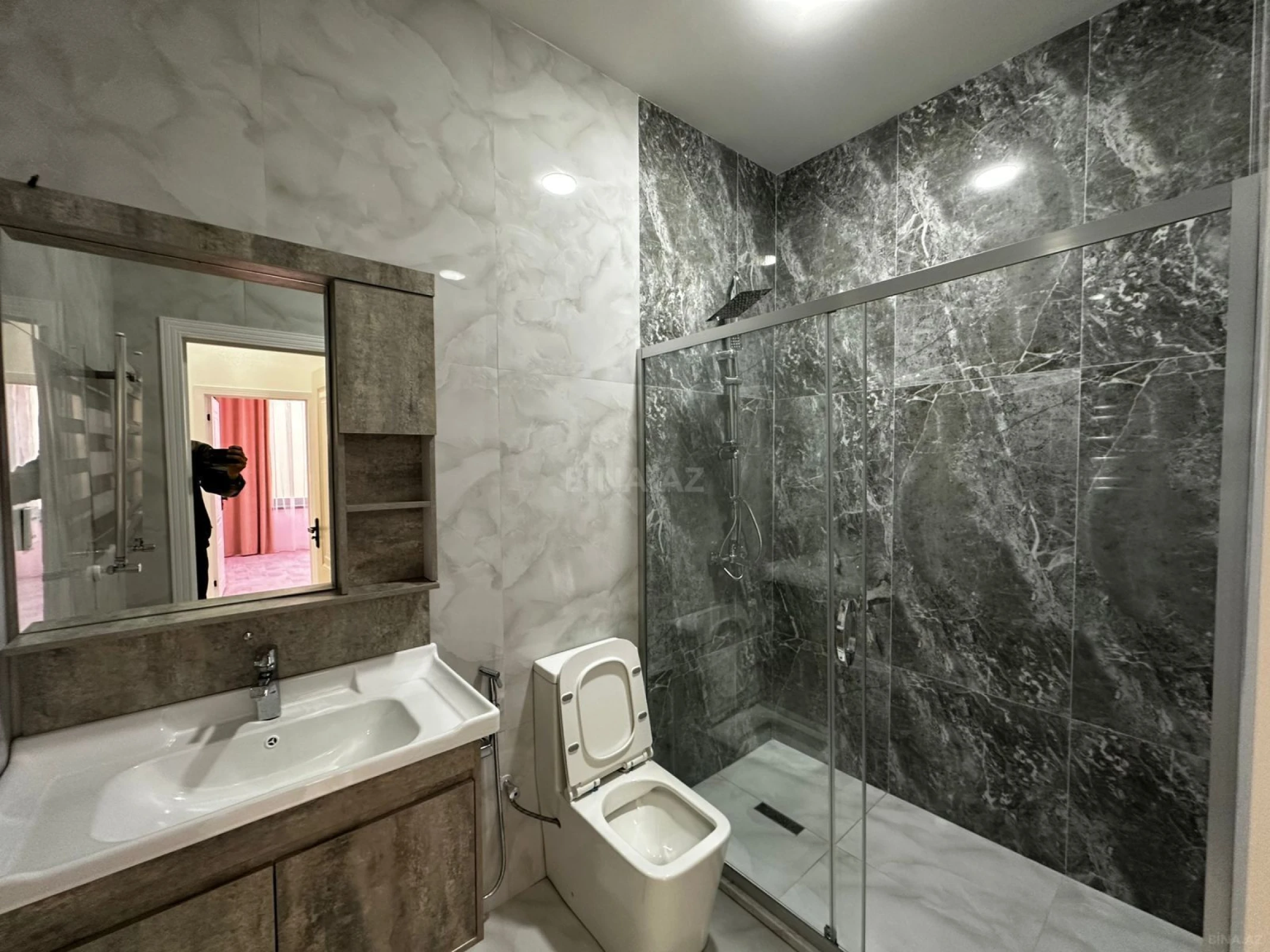 Satılır 4 otaqlı həyət evi 150 m²