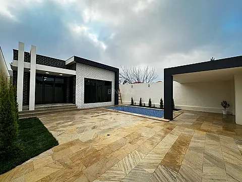 Satılır 4 otaqlı həyət evi 150 m² — Bakı, Şüvəlan 4 otaq 150.00 m²