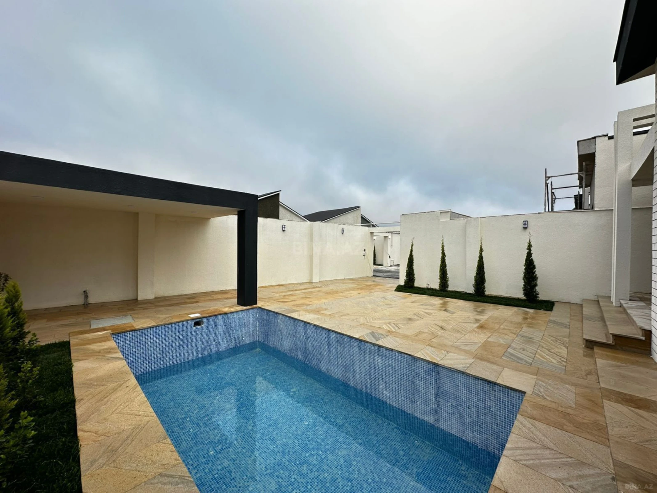 Satılır 4 otaqlı həyət evi 150 m²