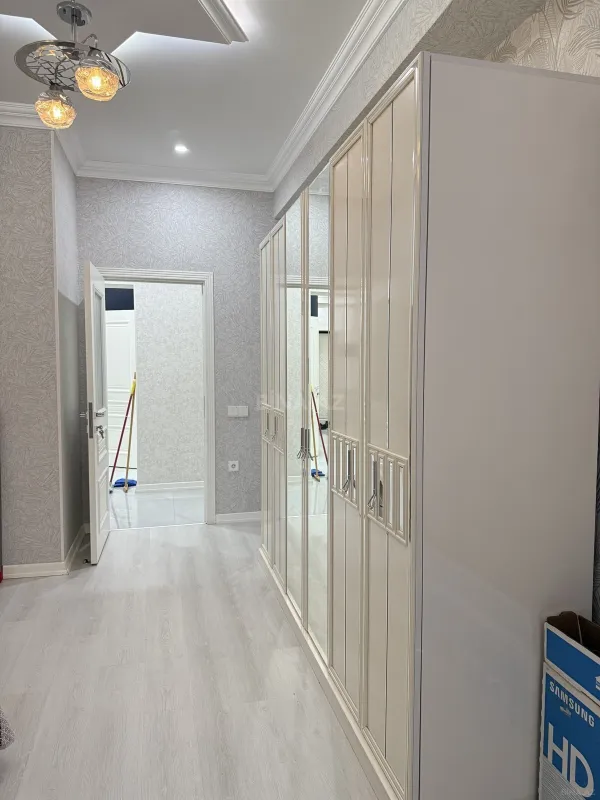 Kirayə verilir 3 otaqlı mənzil 110 m²
