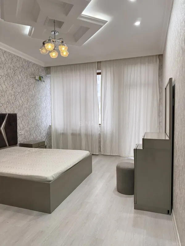 Kirayə verilir 3 otaqlı mənzil 110 m²