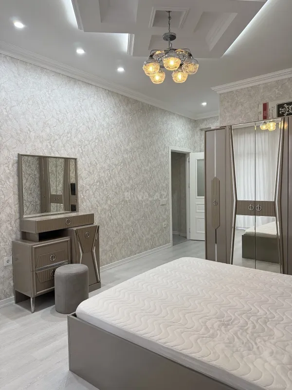 Kirayə verilir 3 otaqlı mənzil 110 m²