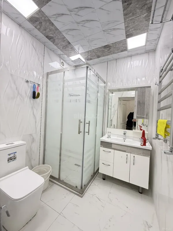 Kirayə verilir 3 otaqlı mənzil 110 m²