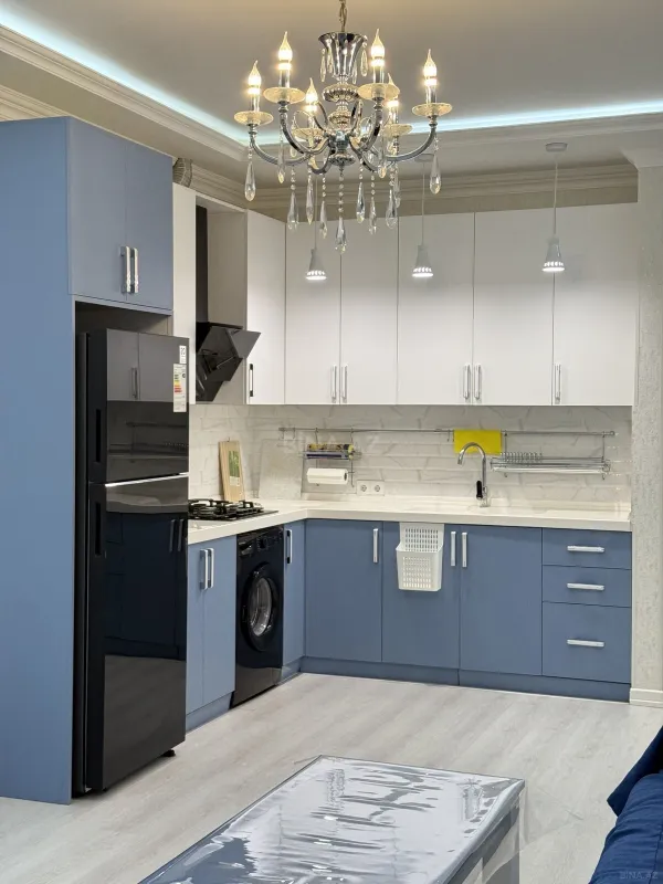 Kirayə verilir 3 otaqlı mənzil 110 m²