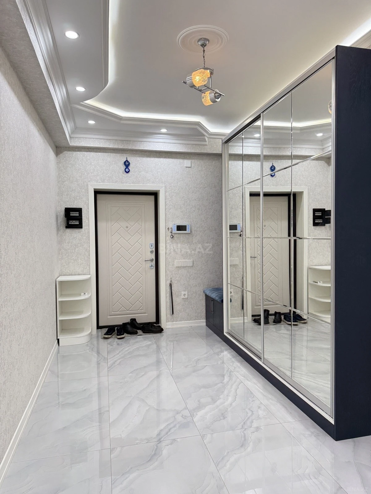 Kirayə verilir 3 otaqlı mənzil 110 m²