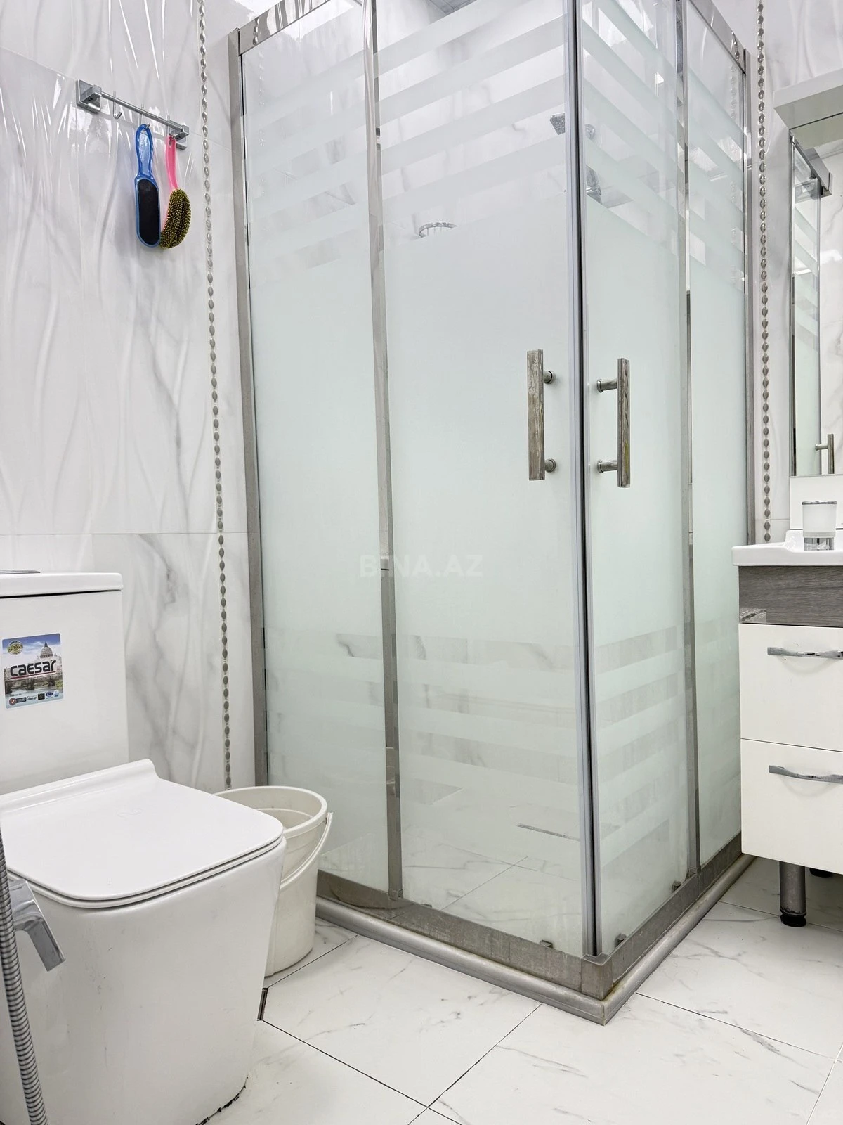 Kirayə verilir 3 otaqlı mənzil 110 m²