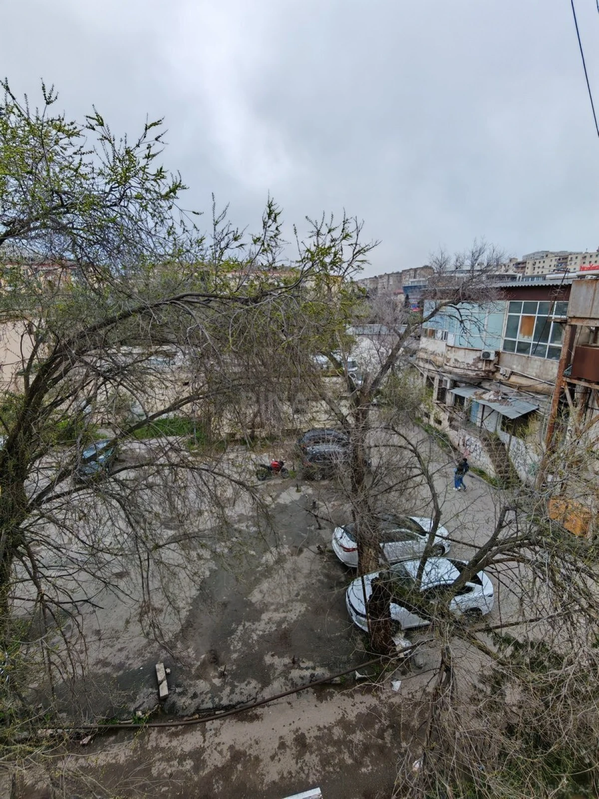 Satılır 2 otaqlı mənzil 48 m²