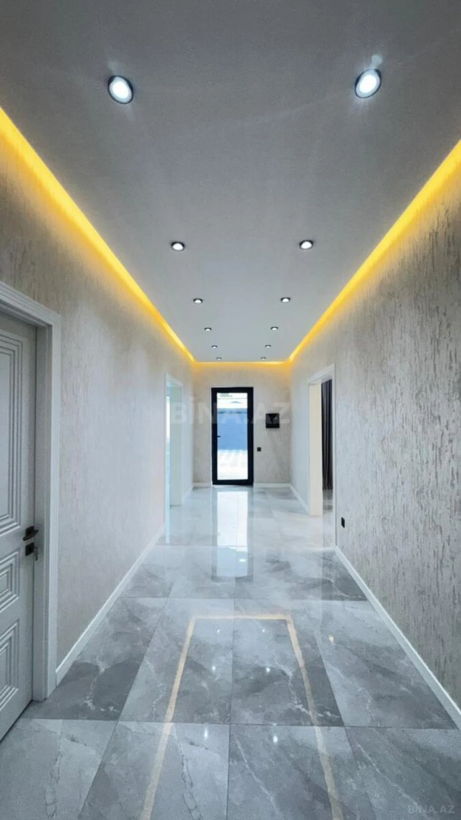 Satılır 4 otaqlı həyət evi 160 m²