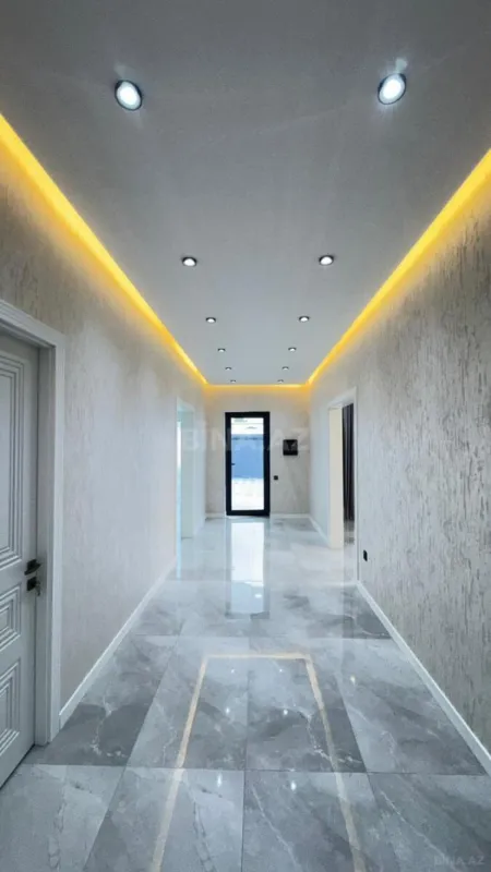 Satılır 4 otaqlı həyət evi 160 m²