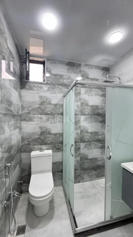 Satılır 4 otaqlı həyət evi 160 m²