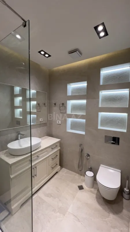 Satılır 3 otaqlı mənzil 110 m²
