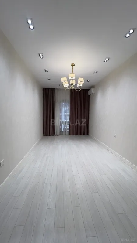 Satılır 3 otaqlı mənzil 110 m²
