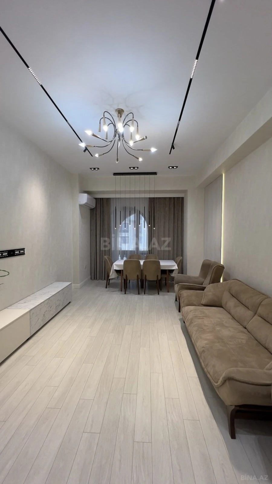 Satılır 3 otaqlı mənzil 110 m²