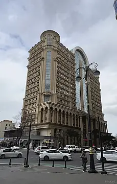 Satılır 3 otaqlı mənzil 110 m² — Bakı 3 otaq 110.00 m²