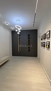 Satılır 3 otaqlı mənzil 110 m²