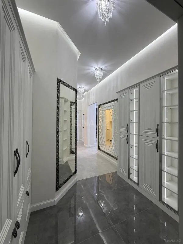 Satılır 2 otaqlı mənzil 62 m²