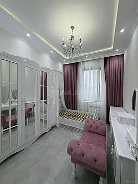 Satılır 2 otaqlı mənzil 62 m²