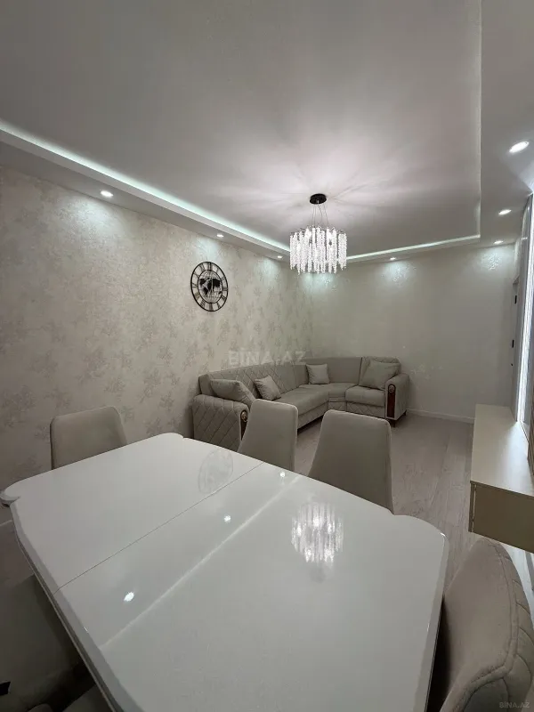 Satılır 2 otaqlı mənzil 65 m²