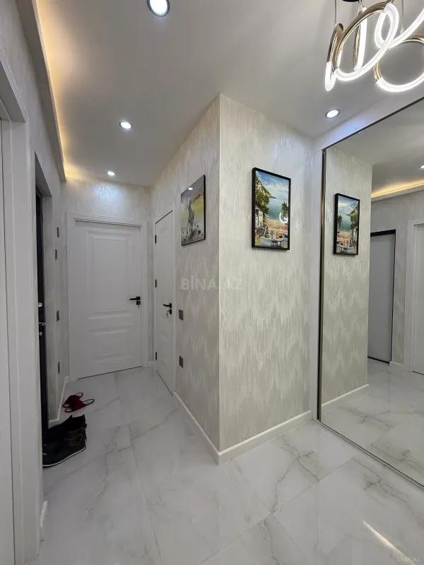 Satılır 2 otaqlı mənzil 65 m²