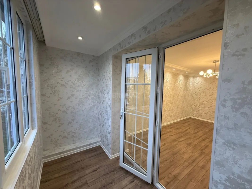 Satılır 2 otaqlı mənzil 55 m²