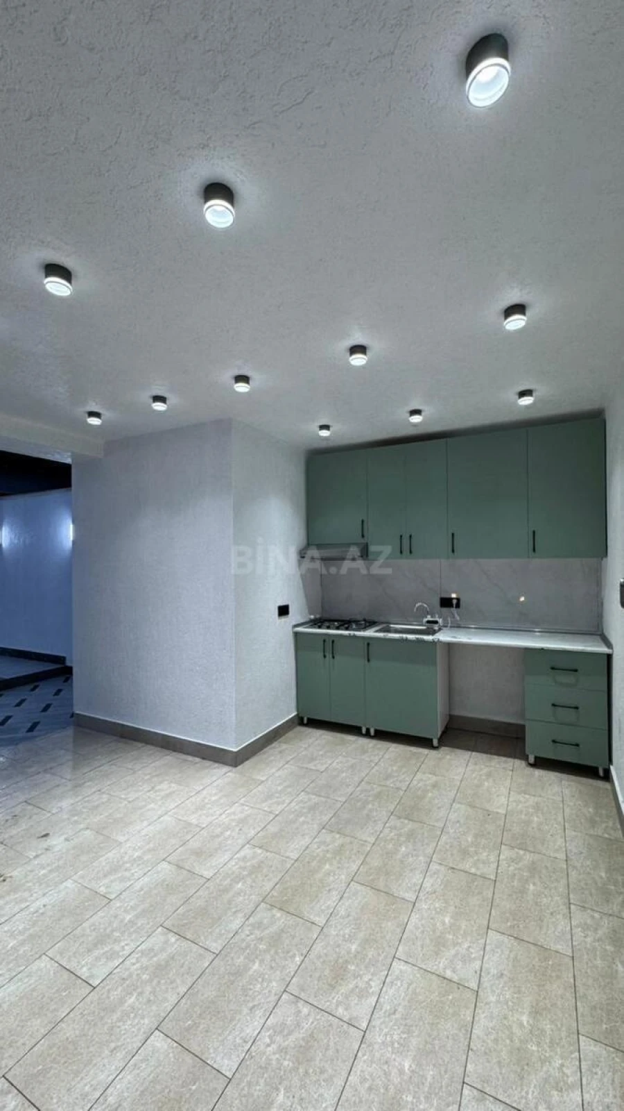 Satılır 4 otaqlı həyət evi 180 m²